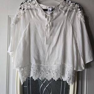 Esley Elegant White Lace Women's Top - Large